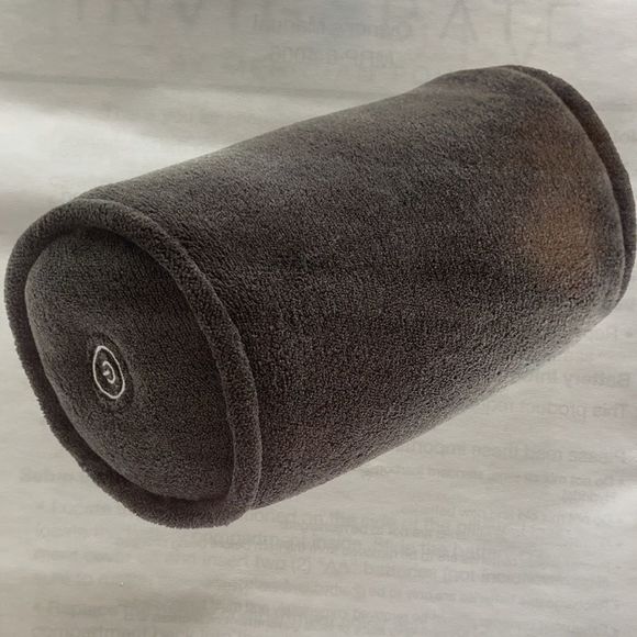 NEW MERIDIAN POINT Vibrating Massage Roll Pillow - Picture 11 of 15